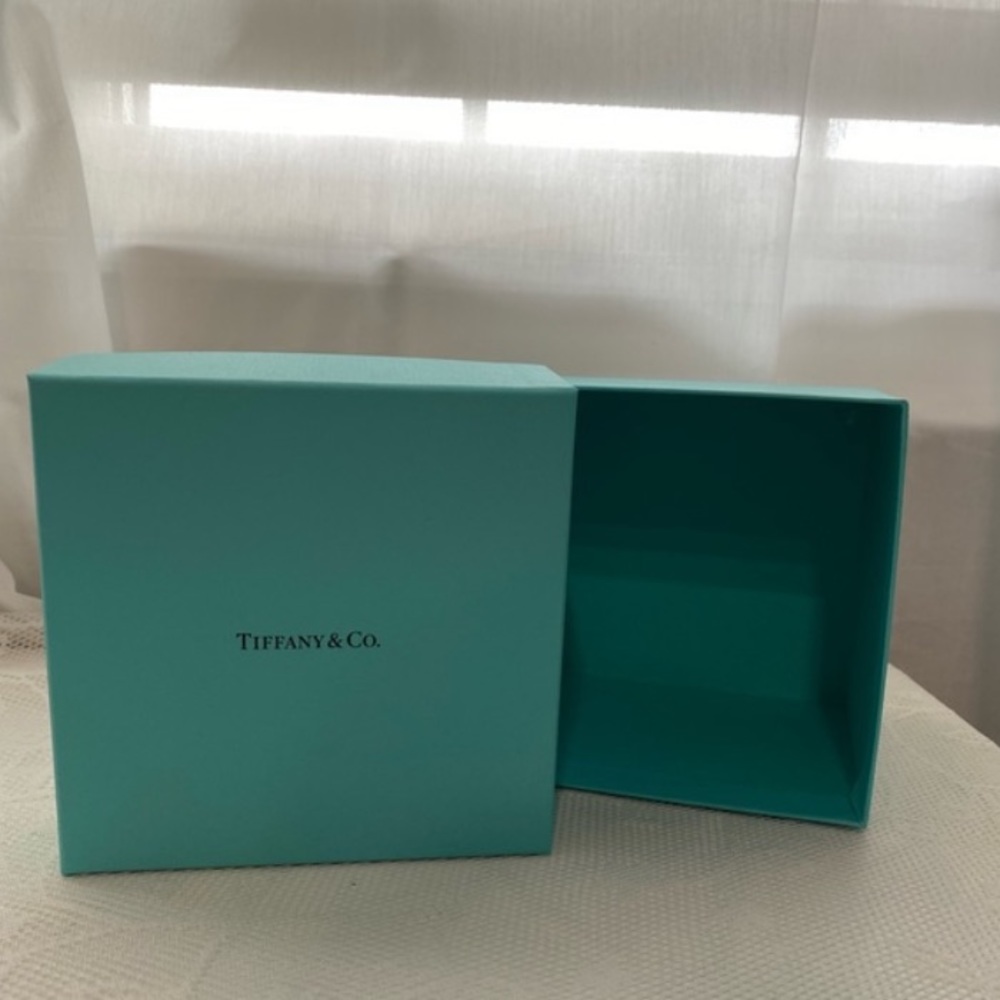 Tiffany box